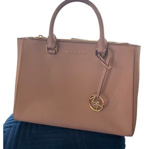 Authentic Michael Kors bag in soft pink